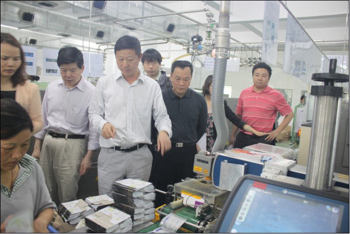 公安部、農(nóng)業(yè)部、工商總局等部委給予銀農(nóng)科技DCS自動化生產(chǎn)線高度贊譽